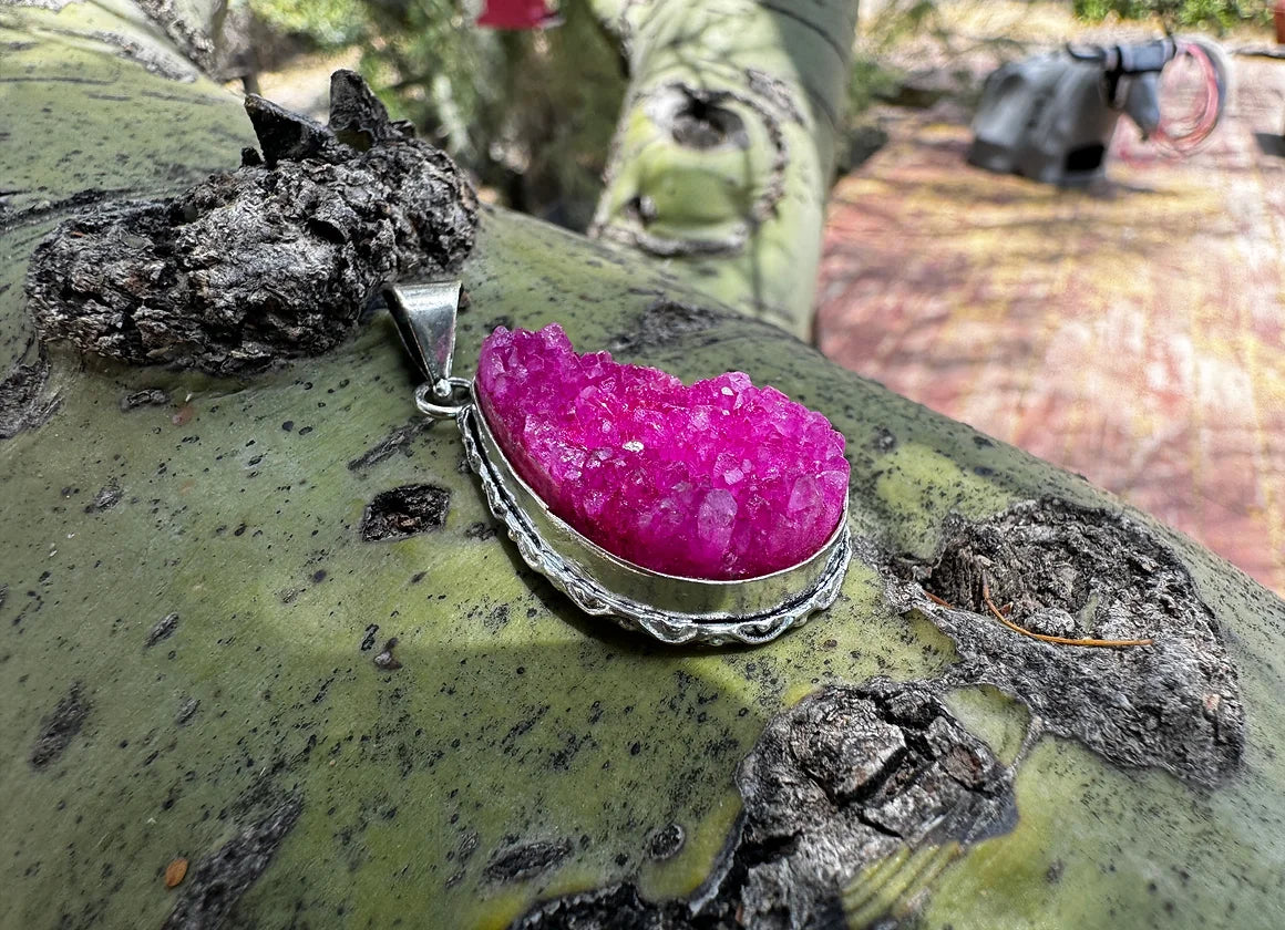 Druzy Gemstone Pendant - West Spork Mercantile