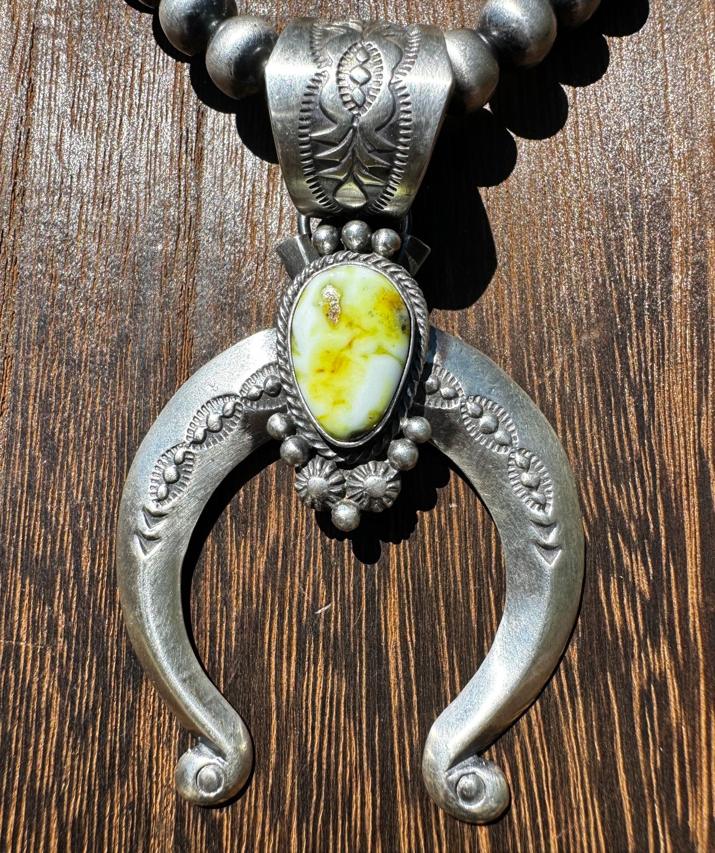 Palomino Naja Pendant image 1
