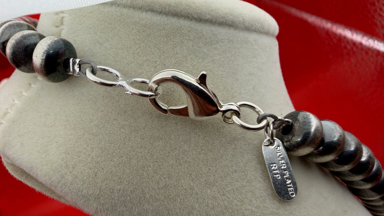 Saddle Lane Silver Strand - 22"