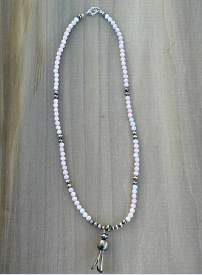 18” Navajo Pearl & Pink Conch Blossom Necklace - West Spork Mercantile