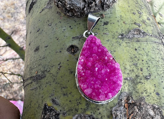 Druzy Gemstone Pendant - West Spork Mercantile