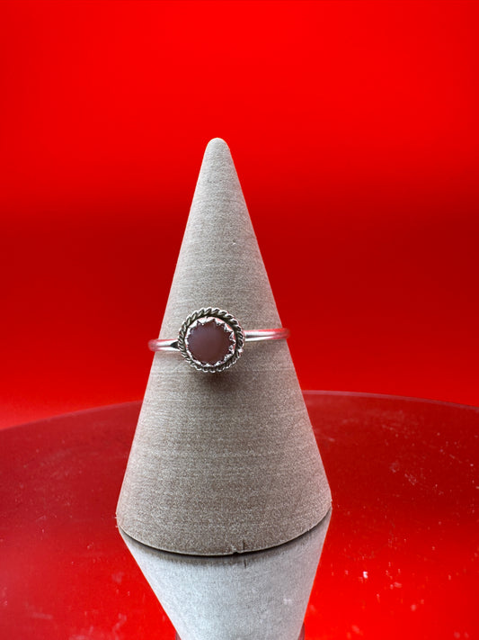 Dainty Navajo Pink Conch Ring - 8.5 - West Spork Mercantile