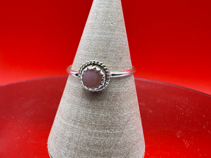 Dainty Navajo Pink Conch Ring - 8.5 - West Spork Mercantile