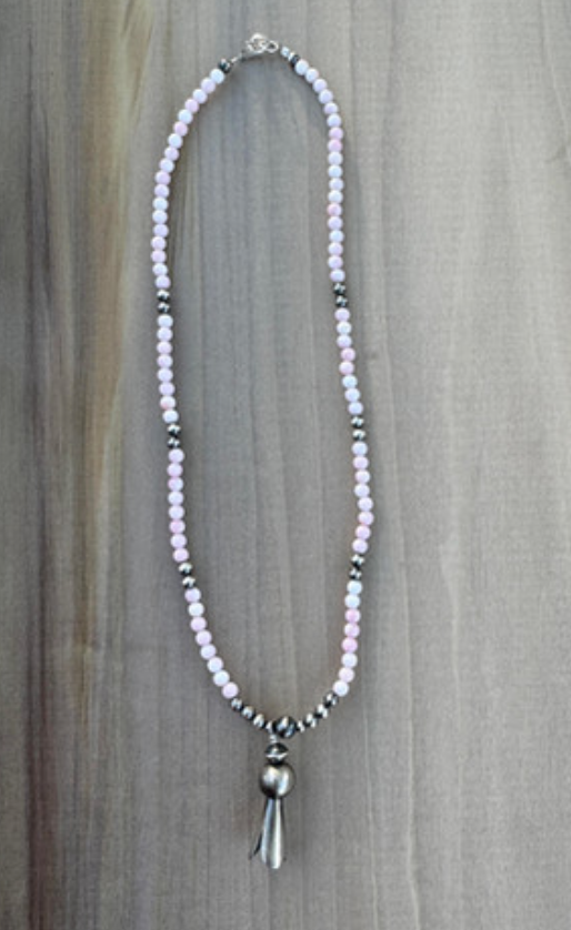 18” Navajo Pearl & Pink Conch Blossom Necklace - West Spork Mercantile